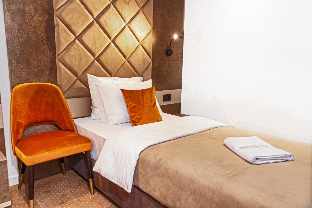 Hotel Ub Aqua Park Ub Ngoại thất bức ảnh