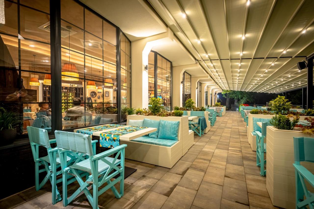 Hotel Ub Aqua Park Ub Ngoại thất bức ảnh