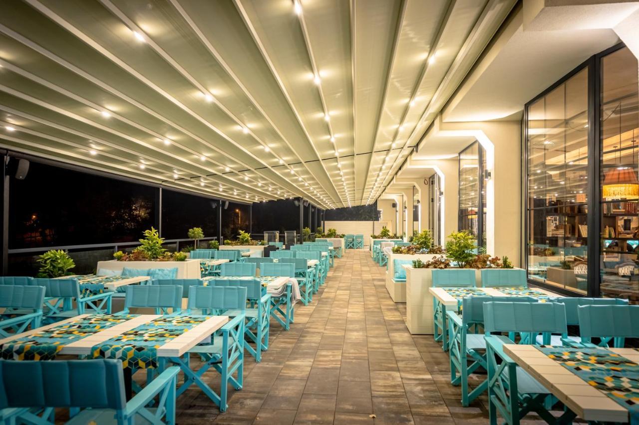 Hotel Ub Aqua Park Ub Ngoại thất bức ảnh