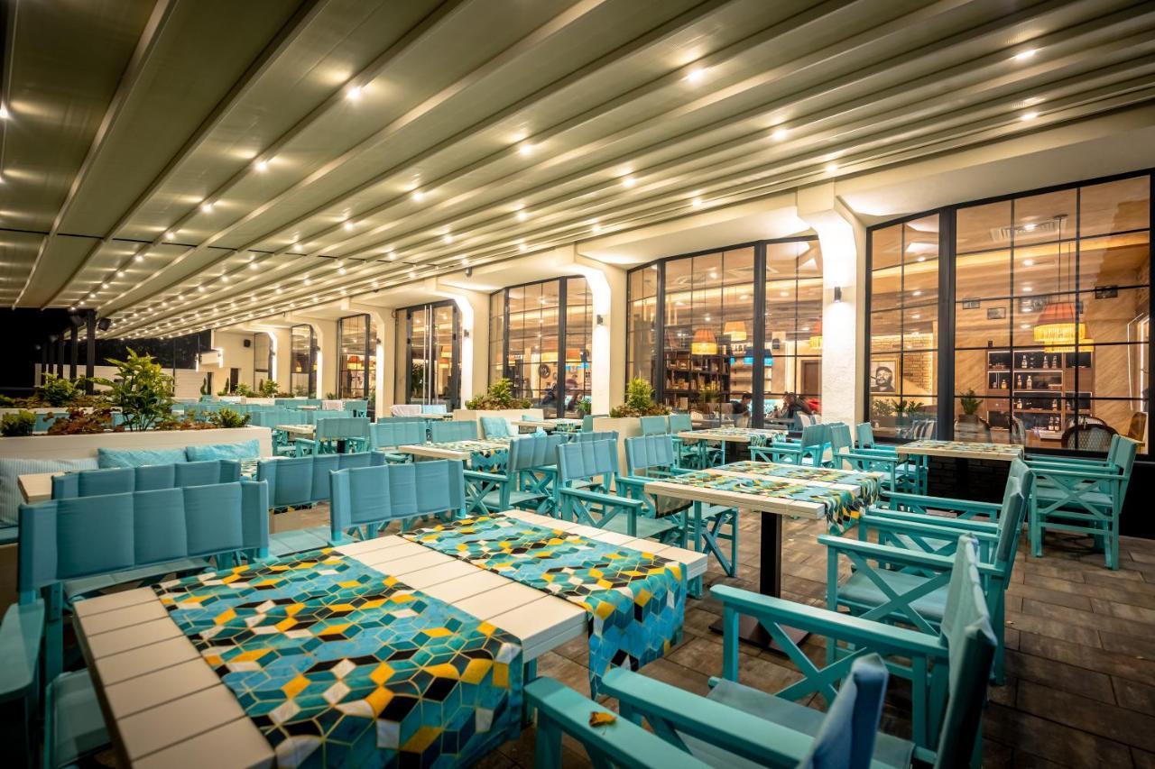 Hotel Ub Aqua Park Ub Ngoại thất bức ảnh